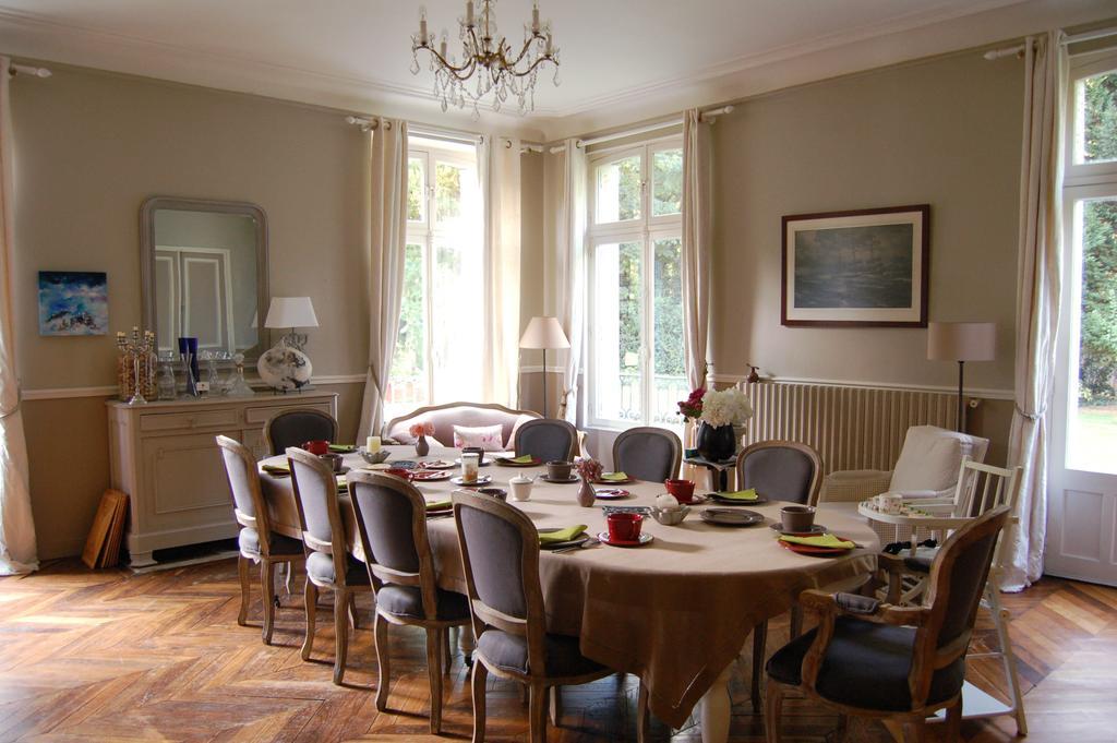 Bornel Le Manoir Du Menillet B&B 외부 사진